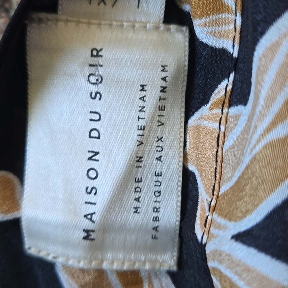 Maison Du Soir Floral Black And Gold Duster Open … - image 5